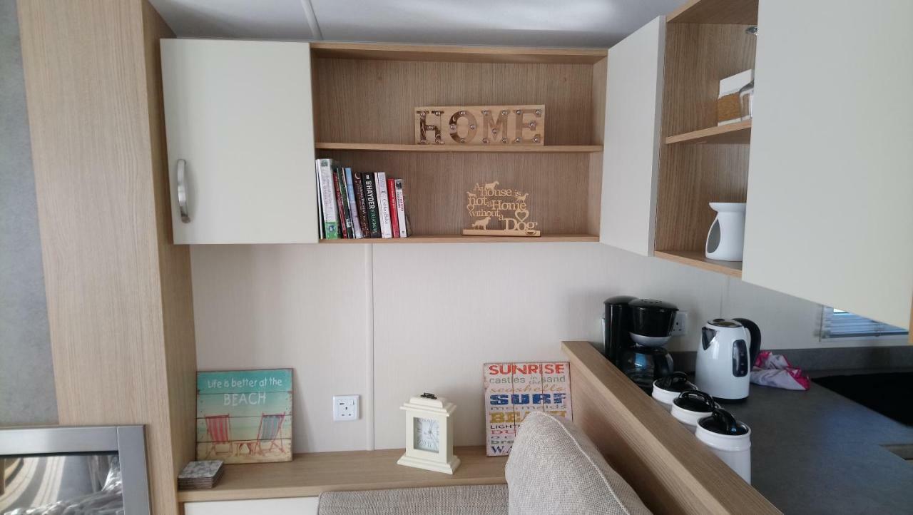 Bude Caravan Caromax - Families And Couples Only Ngoại thất bức ảnh